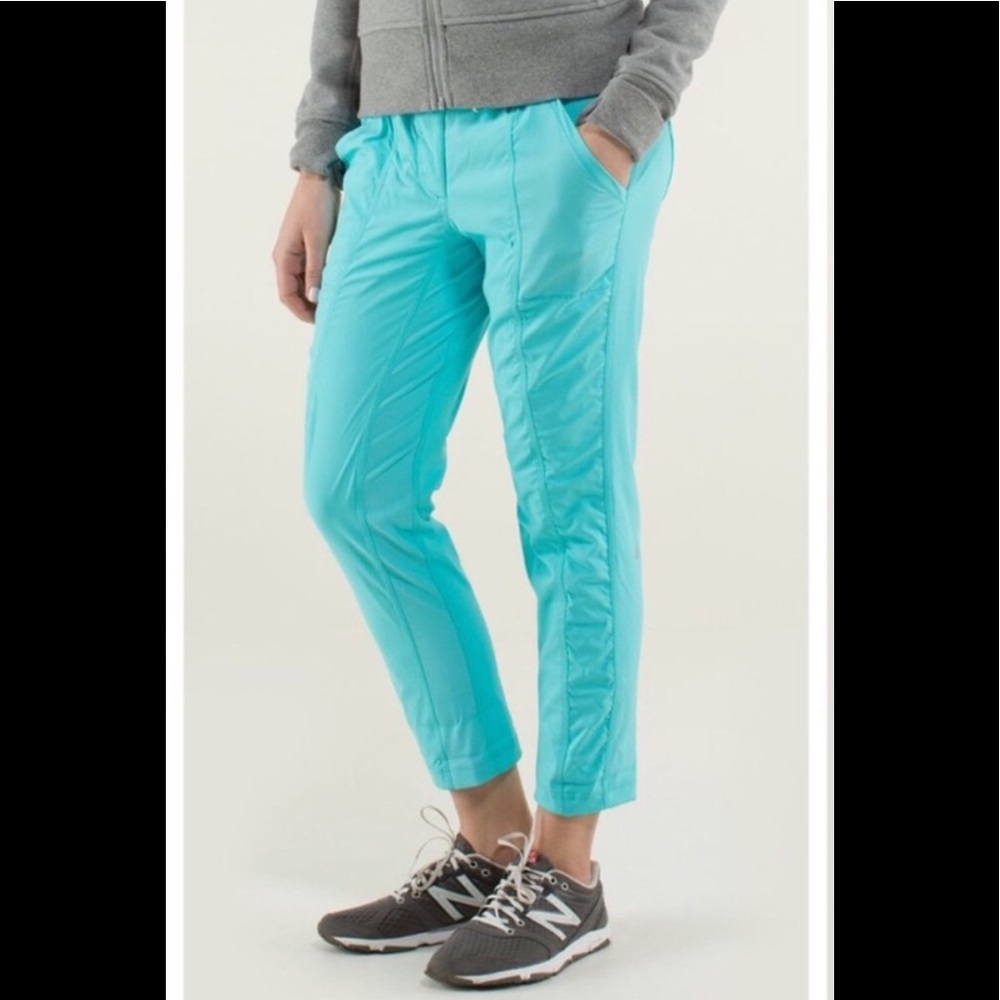 Lululemon Street to Studio